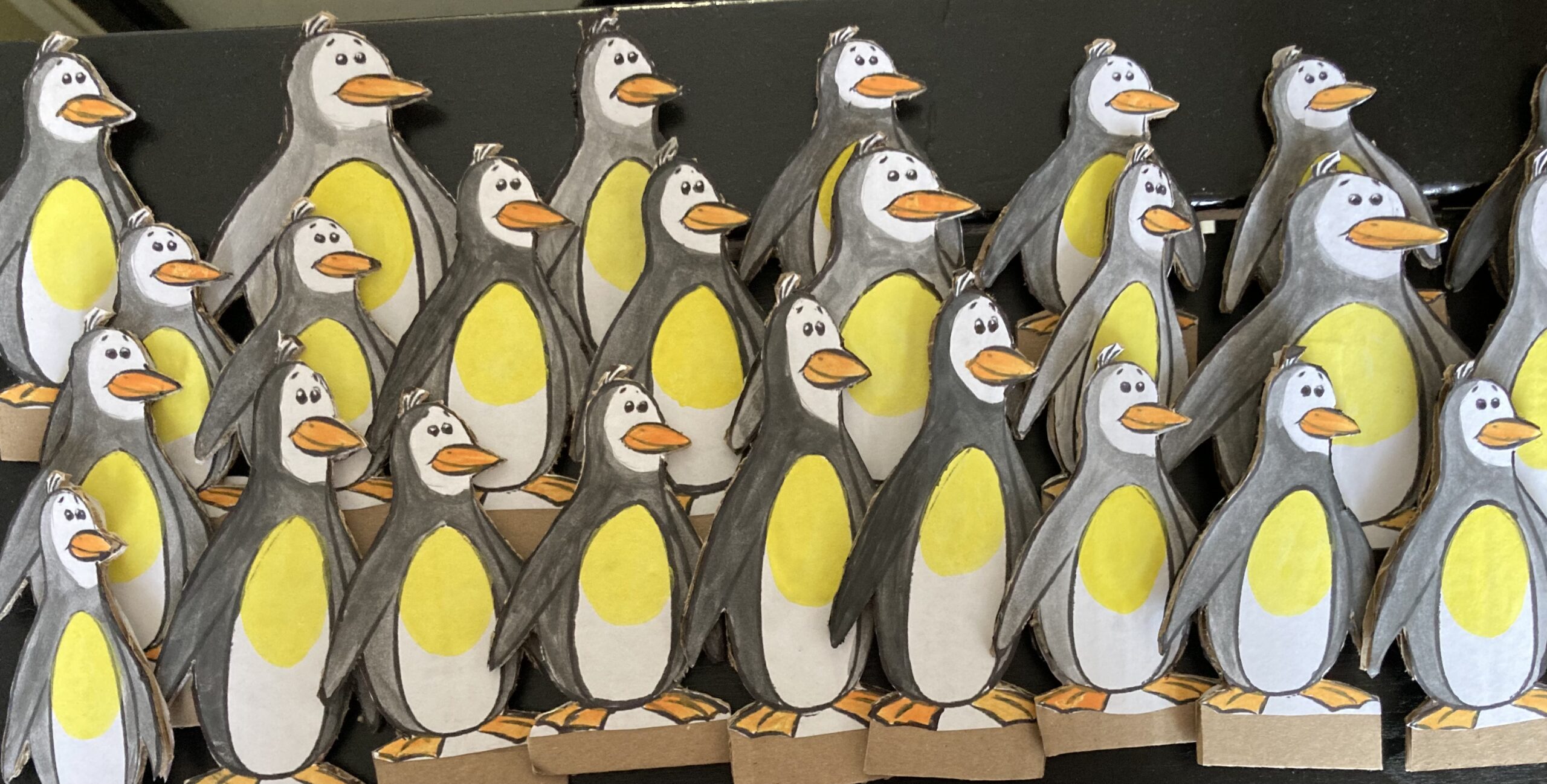 Kartonnen Pinguïns voor in de poppenkast