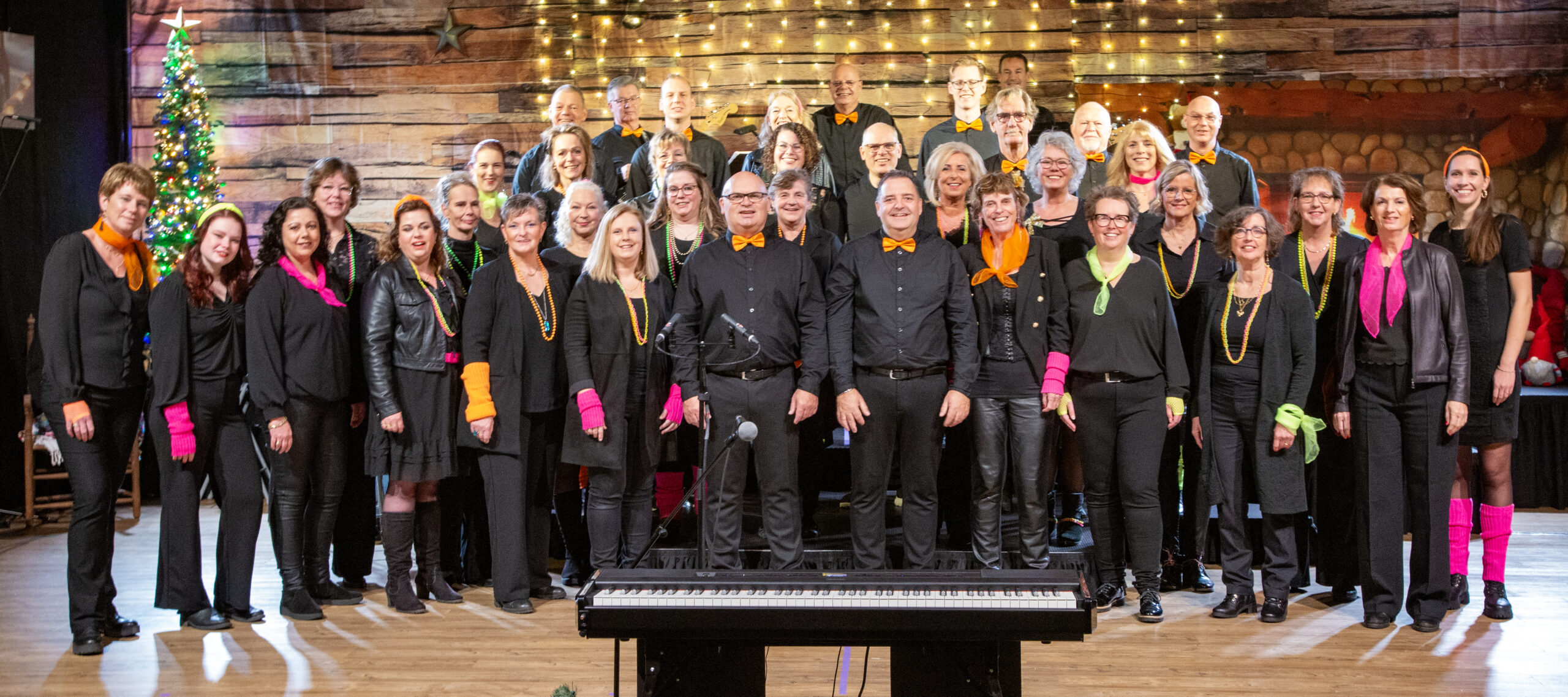 Eva-Nicole Leroux met Thom Goosens tijdens een optreden